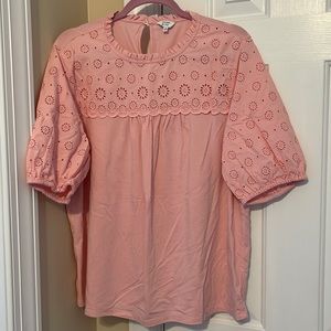 Ladies Crown & Ivy light pink top size XL